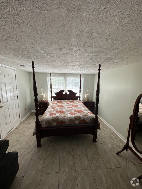 Building Photo - 4458 Tarragon Ln