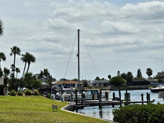 Building Photo - 1028 Apollo Beach Blvd