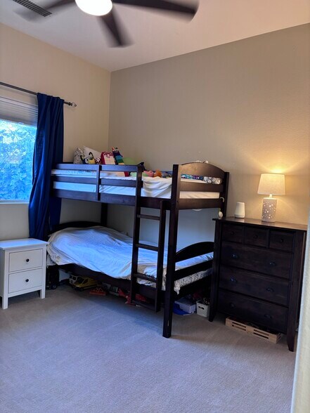 Building Photo - 90 Clavel Ct