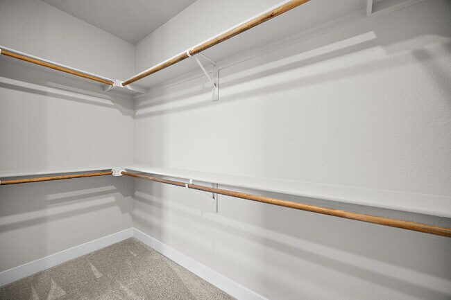 Building Photo - Modern 4 Bedroom, 2 Bathroom Westside Home with Balcony Views of Garden of the Gods!