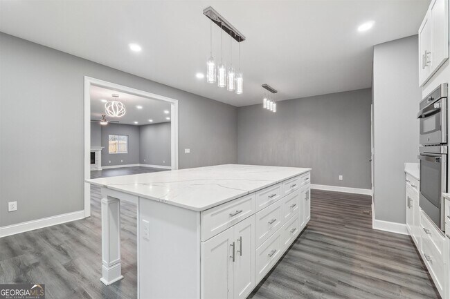 Building Photo - 401 Cordon Rd