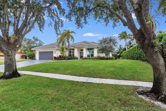 Building Photo - 3317 Embassy Dr