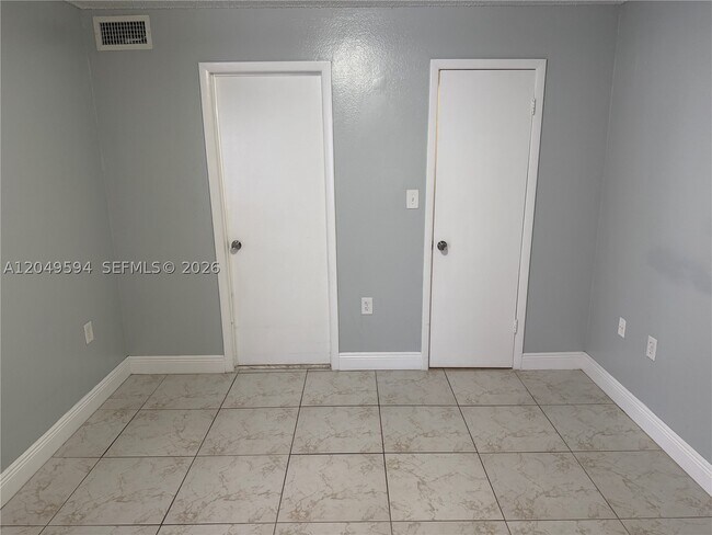 Building Photo - 15560 SW 104th St