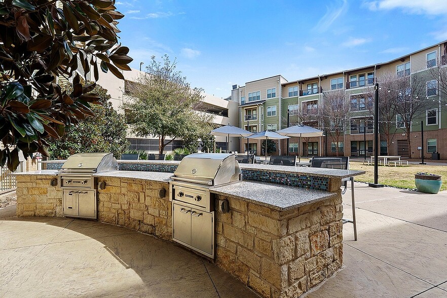 DSC09226 - The Roosevelt Arlington Commons