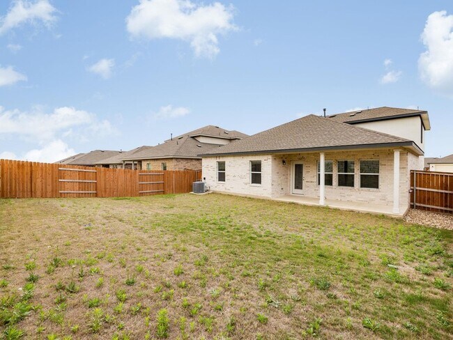 Building Photo - 2704 Indian Clover Trl