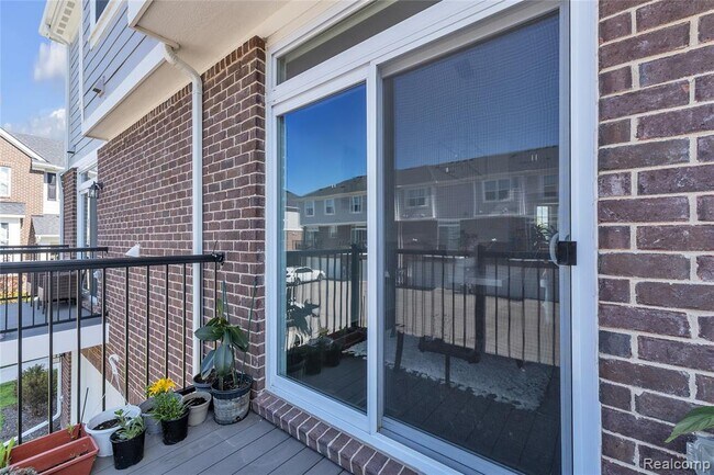 Building Photo - 49859 Lantern Wy