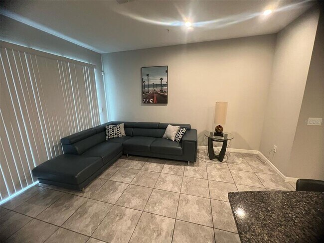 Building Photo - 10838 Wyne Tree Ct