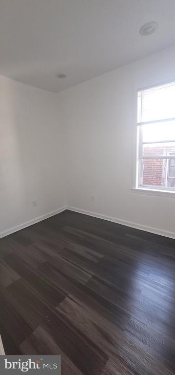 Building Photo - 423 N 52nd St