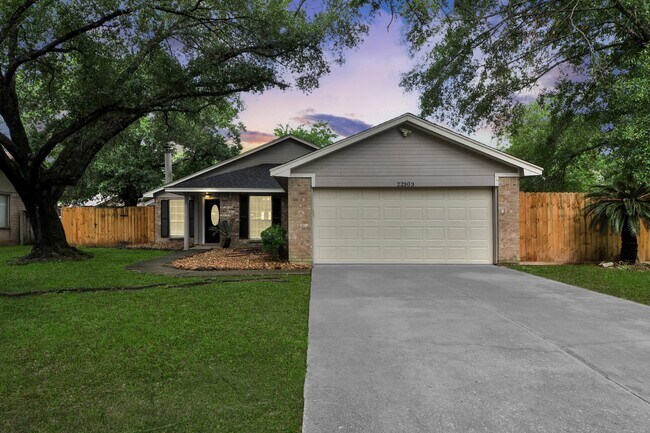 Building Photo - 22303 Acorn Chase Dr