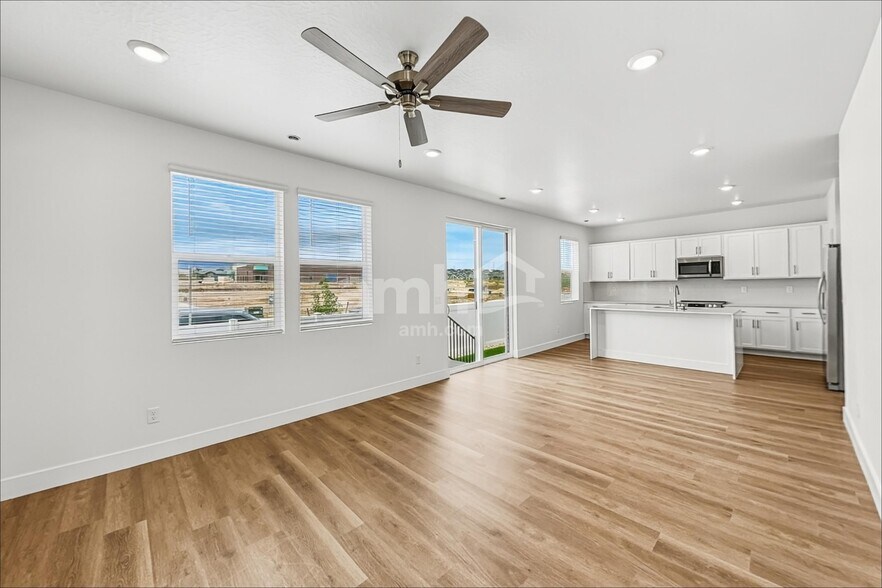 Building Photo - 5498 Damfield Ln