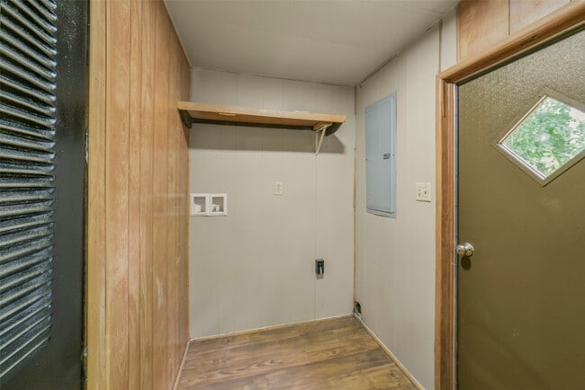 Building Photo - 11023 Forrest Valley Dr