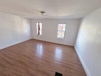 Building Photo - 415 Hudson St