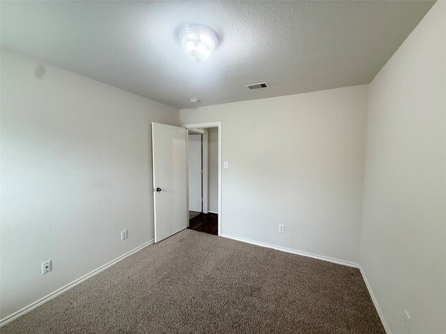 Building Photo - 5714 Onia Ln