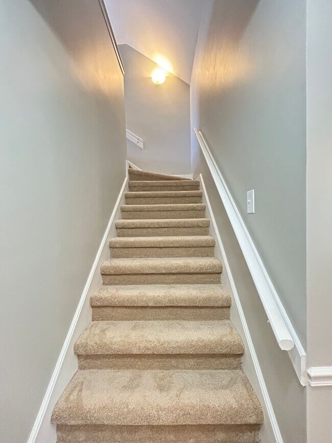 Building Photo - Newly Renovated Cordova Home! Offering ove...