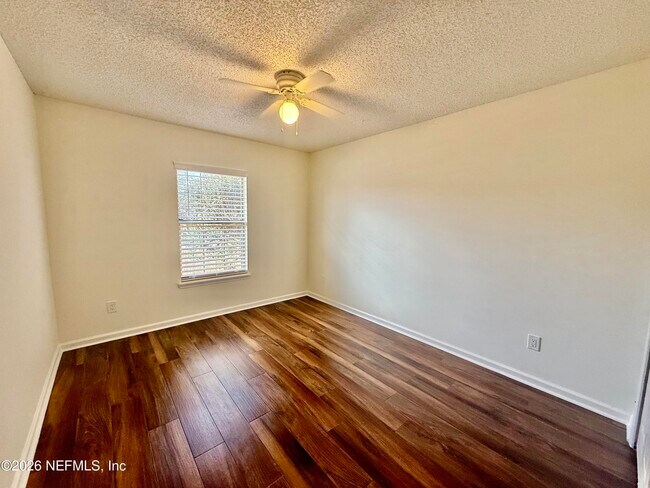 Building Photo - 616 Fallen Timbers Dr