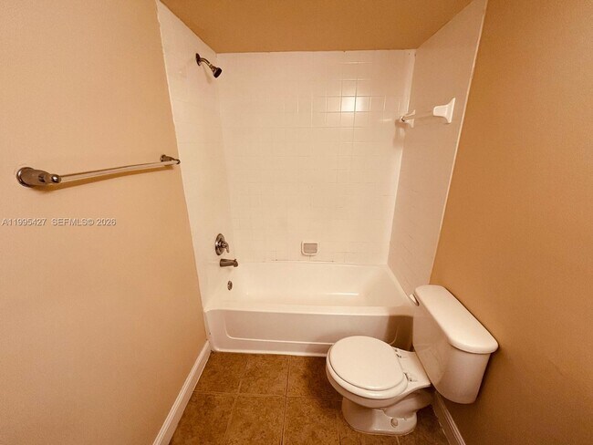 Building Photo - 7630 Westwood Dr