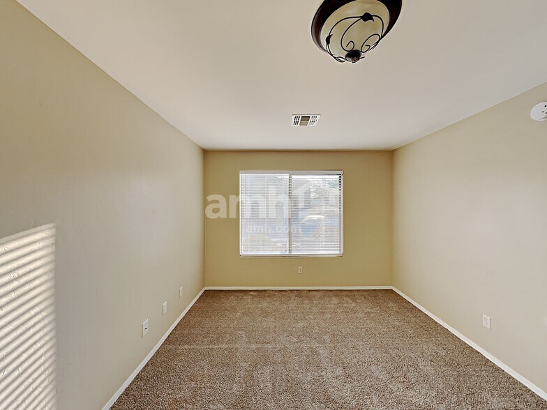 Building Photo - 10808 S Alley Mountain Dr