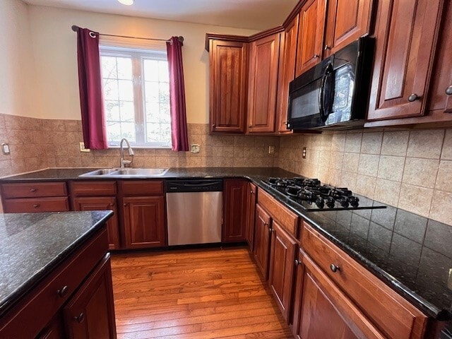 Building Photo - 5842 Tova Cir