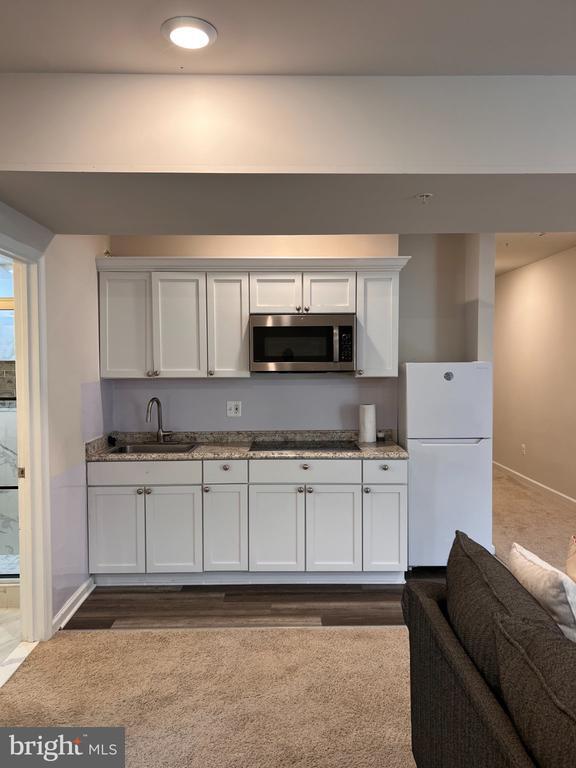 Building Photo - 9867 Selkie Ln