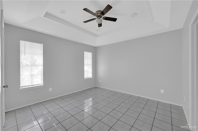 Building Photo - 18 Cassandra St