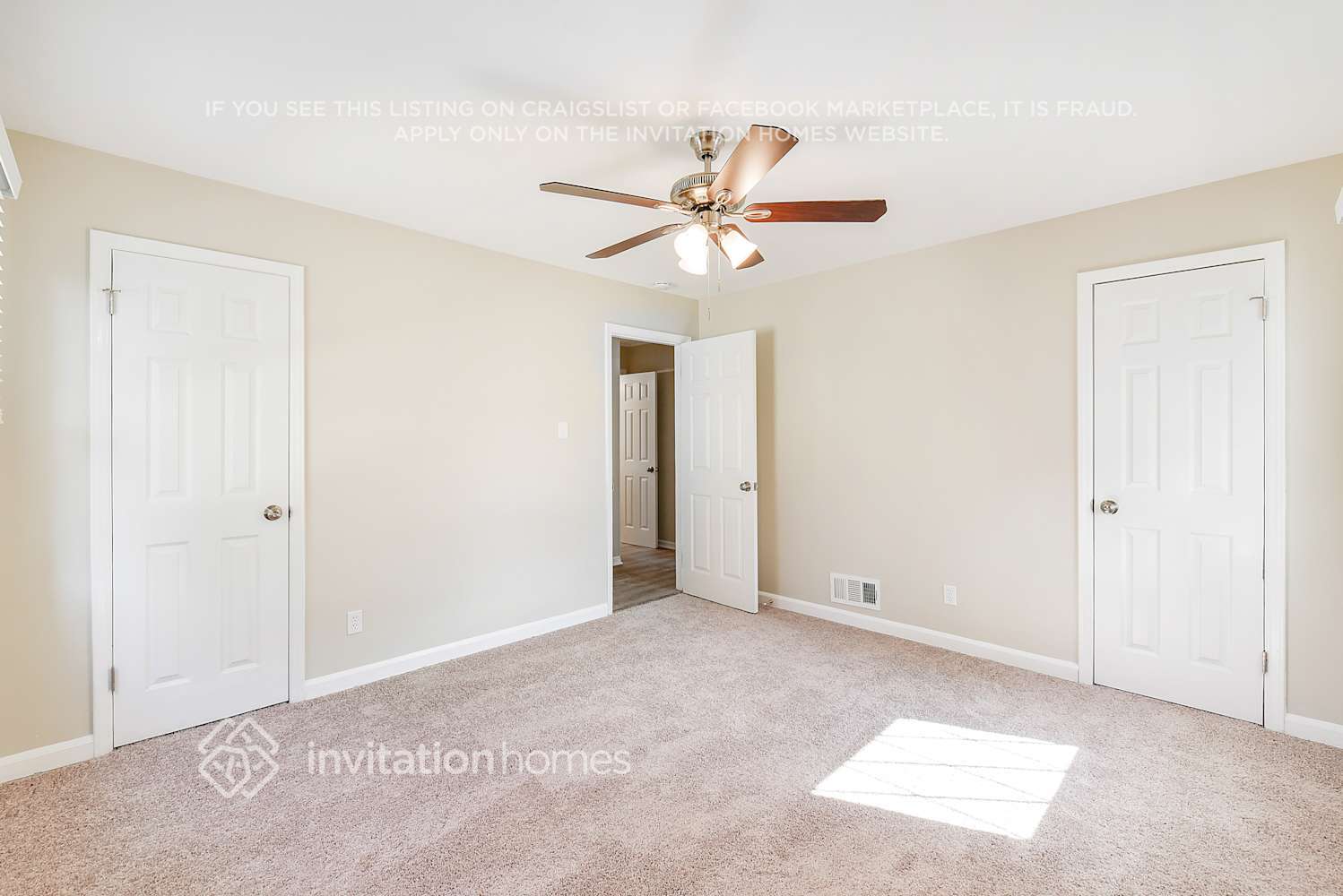 Building Photo - 3938 Somerdale Ln