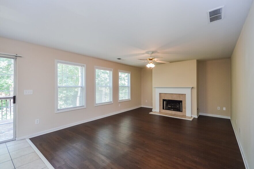 Building Photo - 919 Garden Meadows Ct