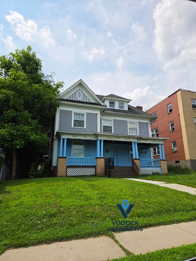 Building Photo - 93 Blue Hills Ave