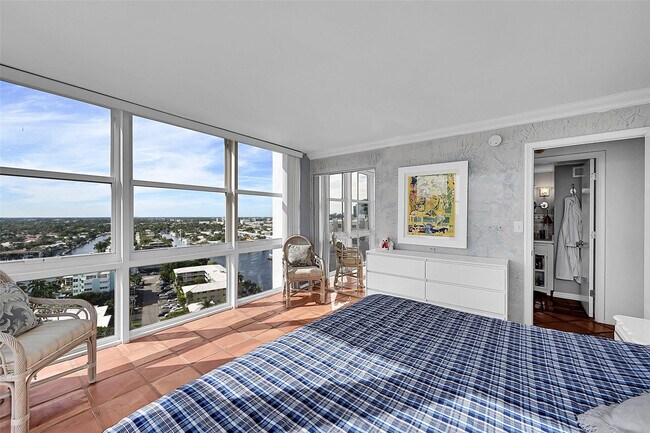 Building Photo - 2841 N Ocean Blvd