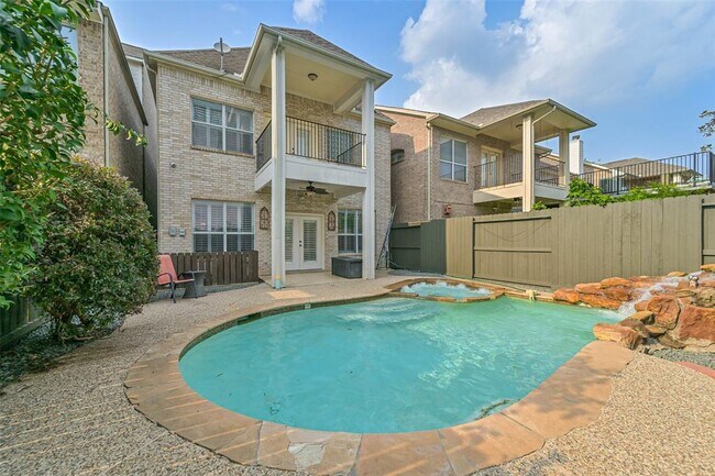 Building Photo - 5453 Fairdale Ln