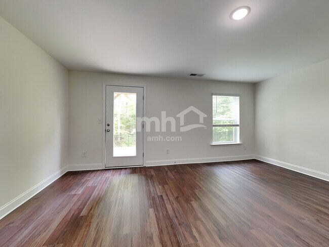 Building Photo - 14026 Belle Mont Dr
