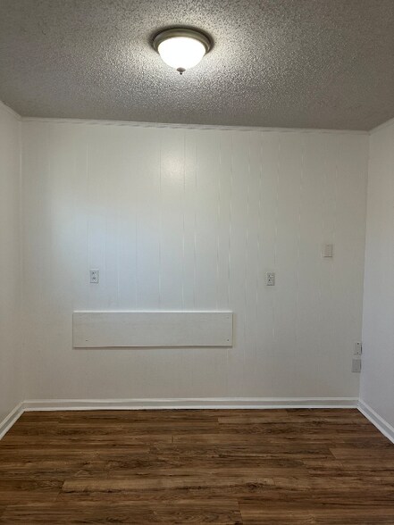 Building Photo - 1923 Norwood St SW