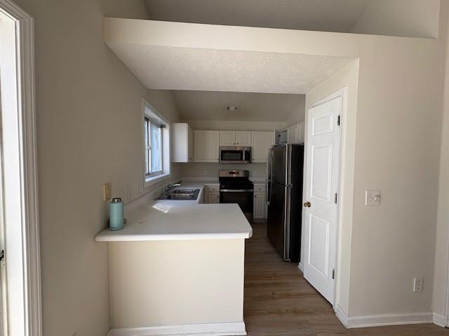 Building Photo - 665 Chantress Ct