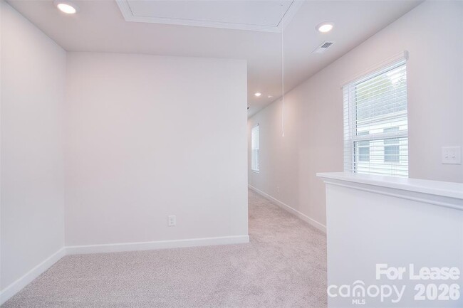 Building Photo - 14205 Laughing Gull Dr