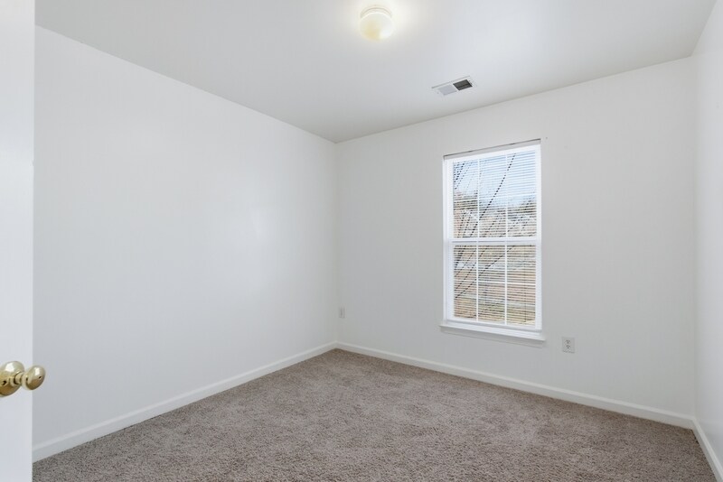 Building Photo - 7402 Serenade Cir