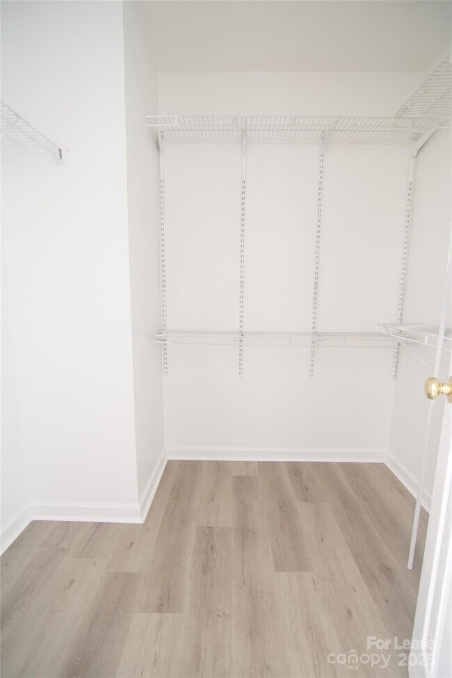 Building Photo - 14813 Provence Ln