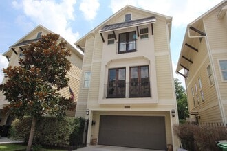 Building Photo - 2212 Radcliffe St