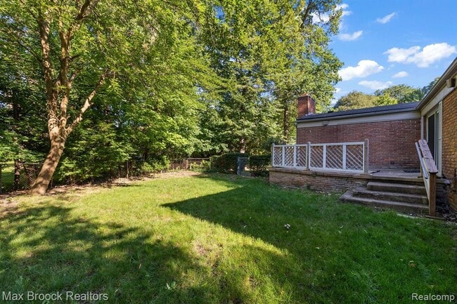 Building Photo - 966 Woodlea St