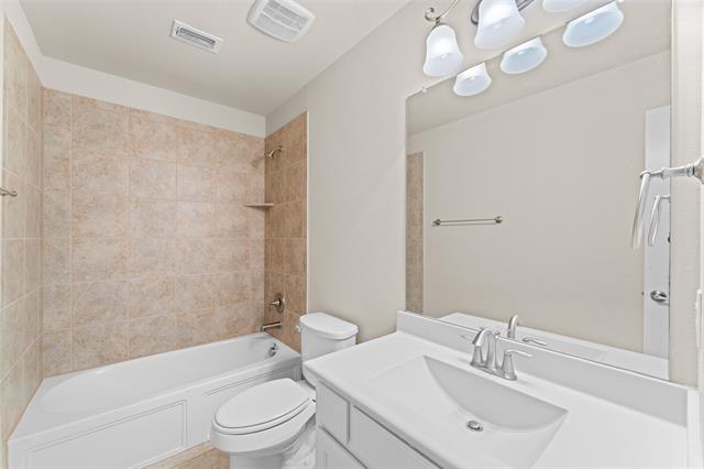 Building Photo - 1425 Barrolo Dr