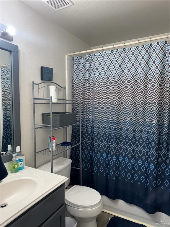 Building Photo - 40 San Angelo St