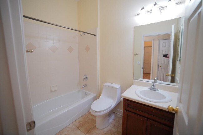 Building Photo - 1155 Sandler Ridge Rd