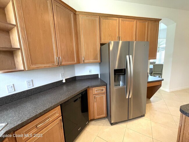 Building Photo - 1896 Windbrook Dr