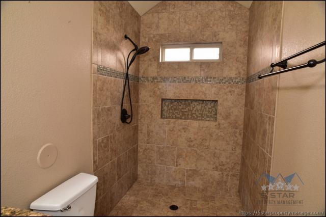 Building Photo - 3 bedroom in El Paso TX 79912