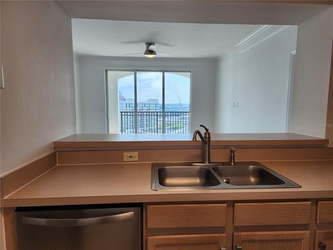 Building Photo - 345 Bayshore Blvd