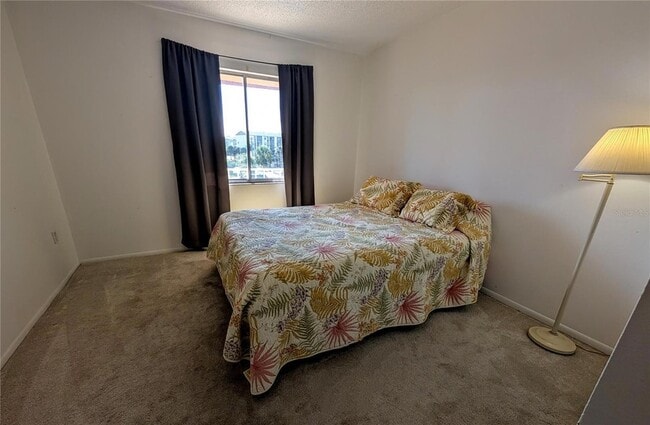 Building Photo - 3963 Lake Bayshore Dr