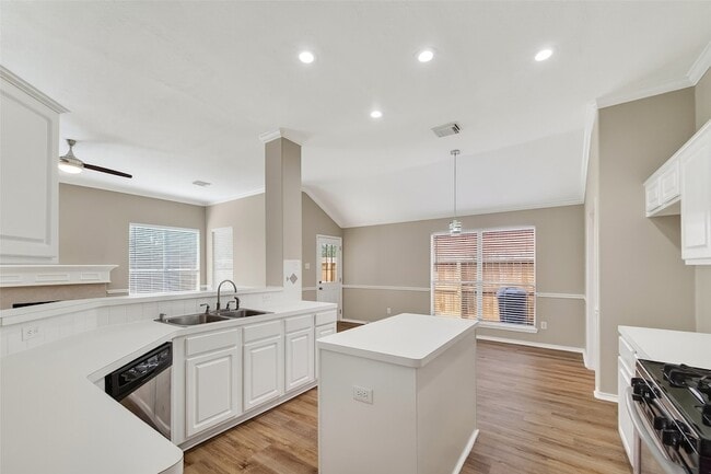 Building Photo - 19407 Arbor Pines Ln