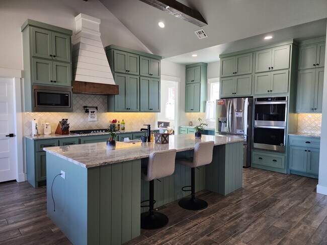 shared kitchen - 8321 SW 109th Ter