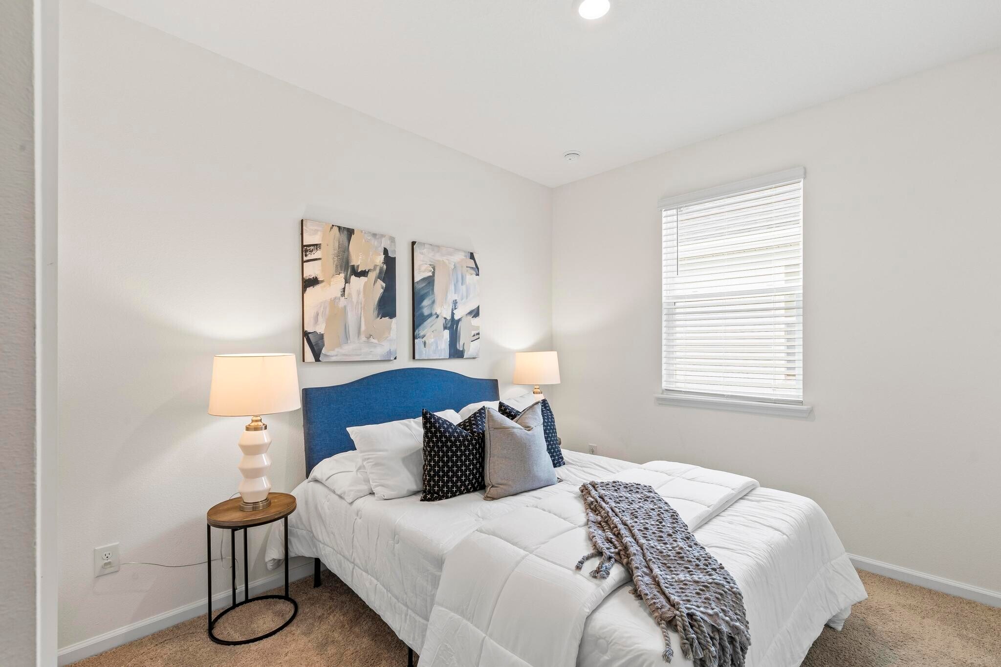 Building Photo - 85 Las Casitas Blvd