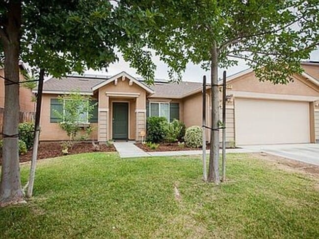 Primary Photo - Beautiful Granville Managed 3 Bedroom 2 Ba...