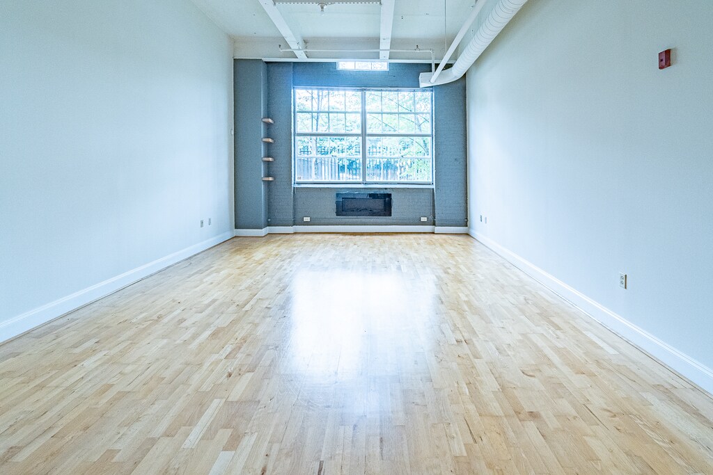 Building Photo - 306 N 26th St