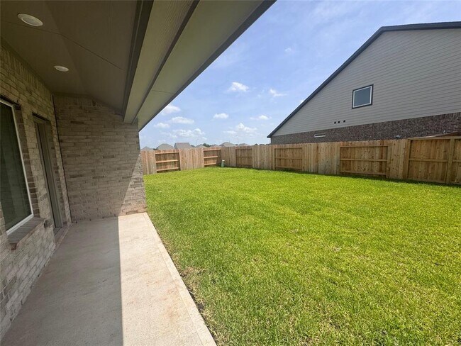 Building Photo - 6302 Symphony Wave Dr